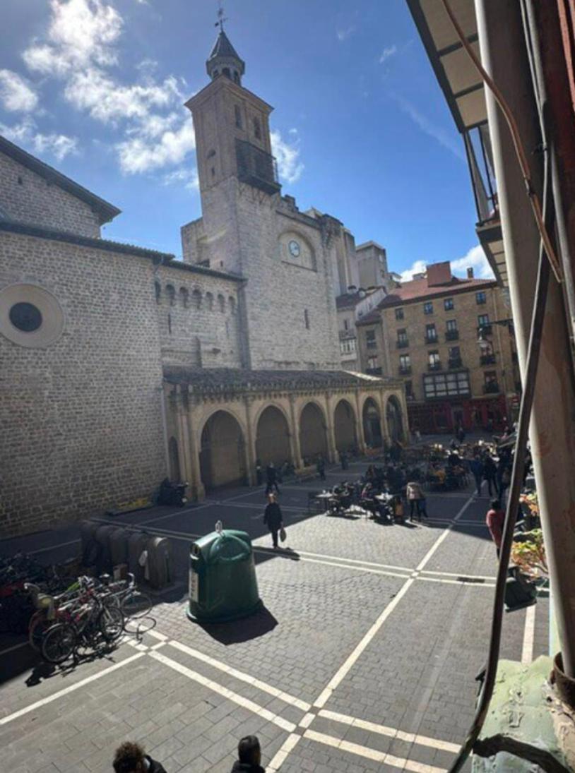 Kilimin Apartment Pamplona Bagian luar foto