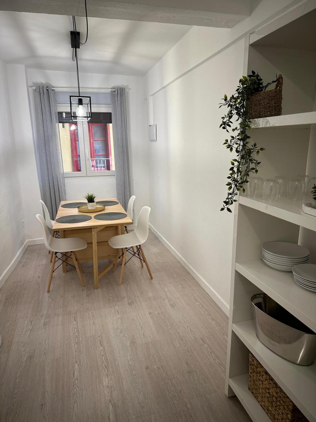 Kilimin Apartment Pamplona Bagian luar foto